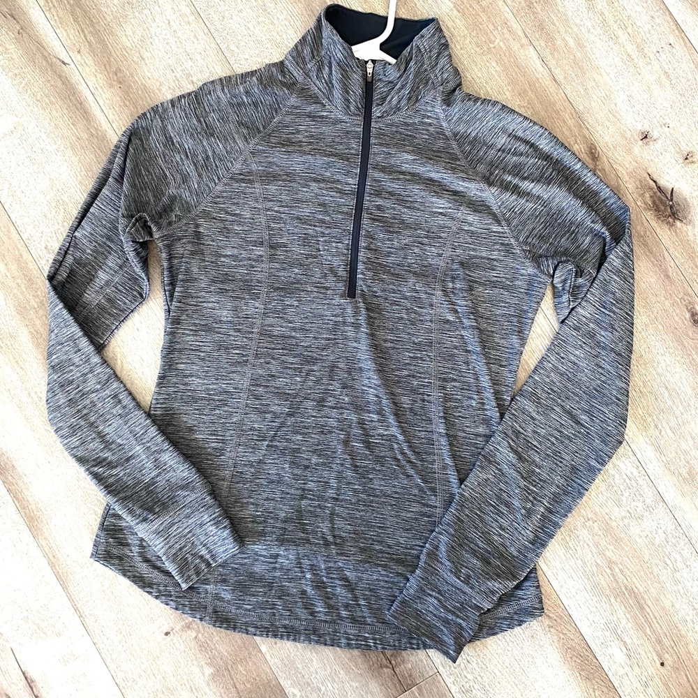 Old Navy active pullover - medium